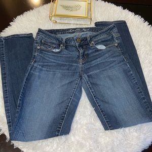 American Eagle straight leg jeans Size 8 Short